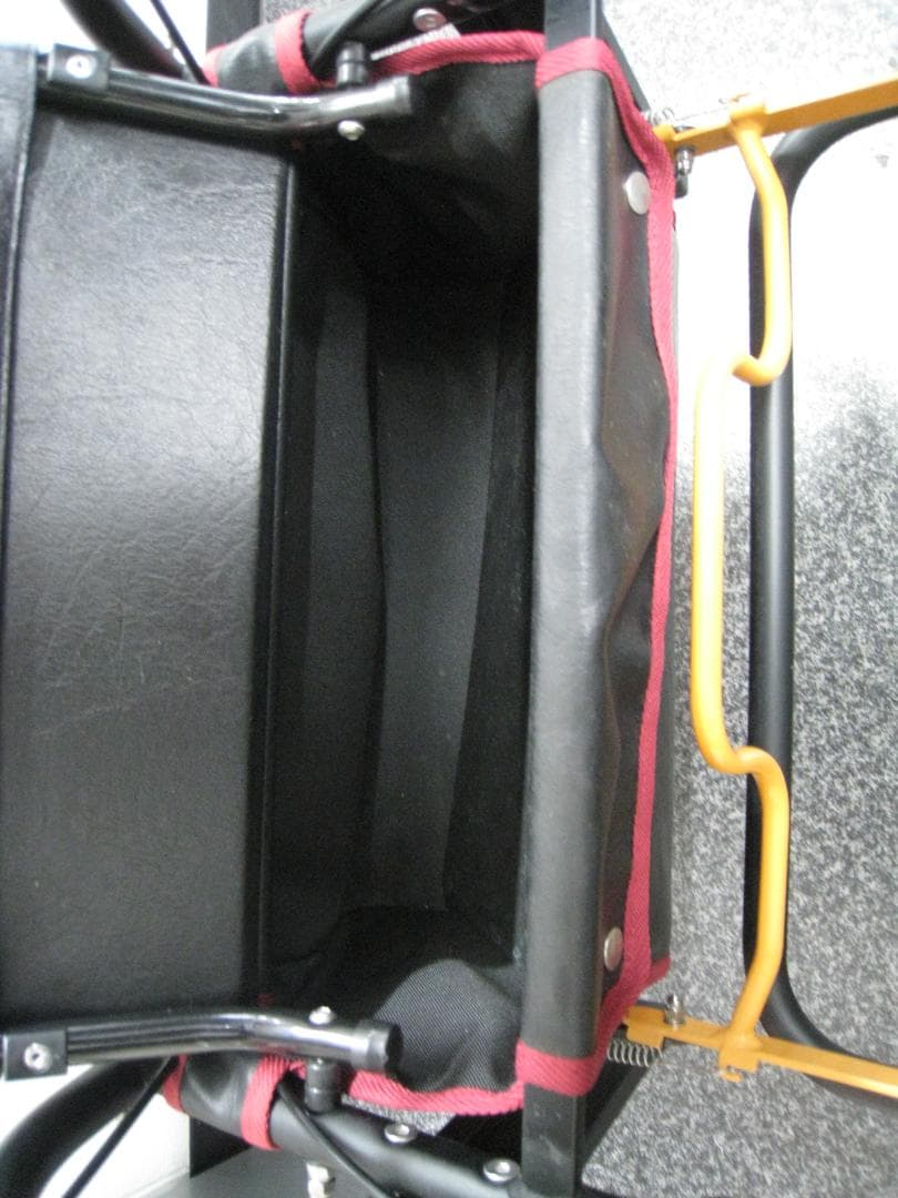 前腕支持型歩行車 REHAMO(リハモ) 抑速ブレーキなし