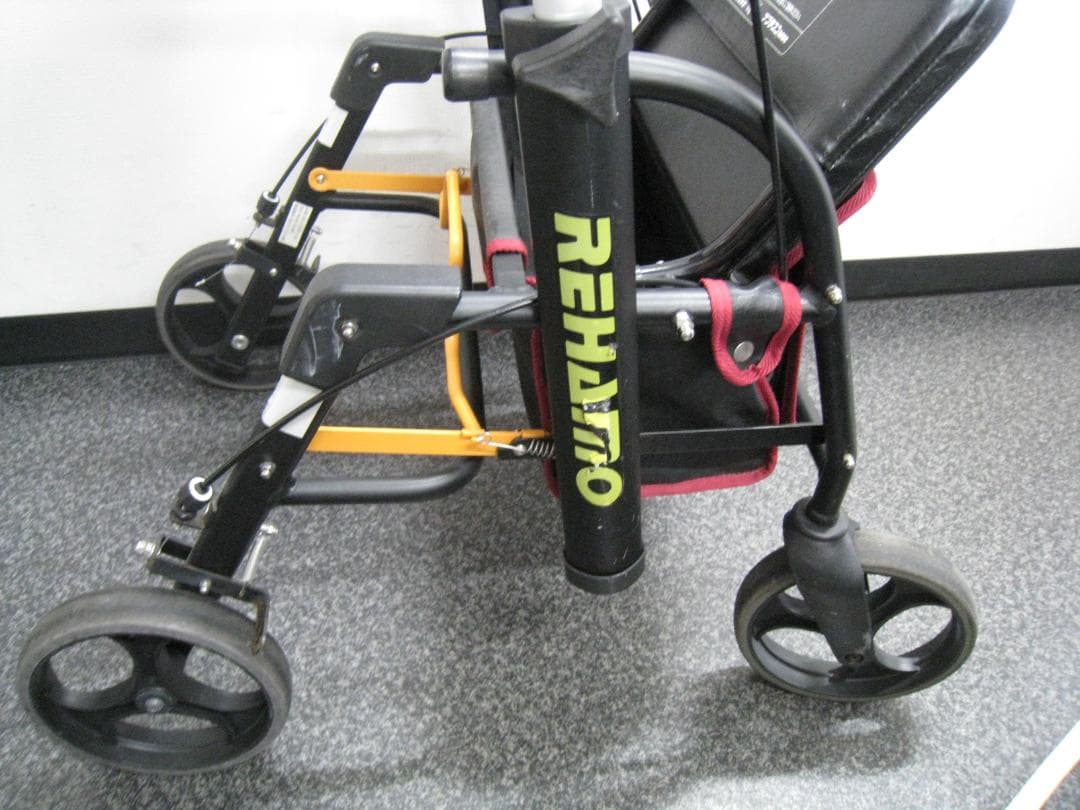 前腕支持型歩行車 REHAMO(リハモ) 抑速ブレーキなし