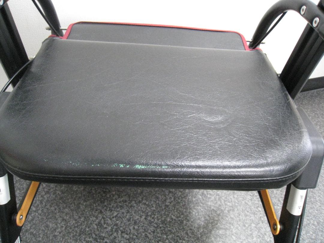 前腕支持型歩行車 REHAMO(リハモ) 抑速ブレーキなし