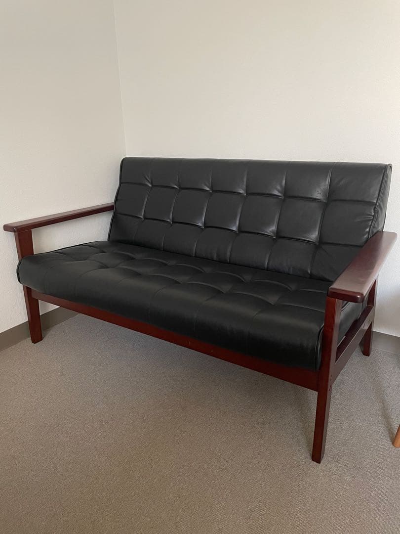 モダンデザイン 黒 合成皮革ソファ