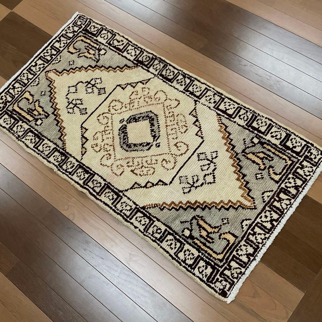 モロッコ絨毯ビンテージラグハートベニワレンウール70x130cm手織り絨毯