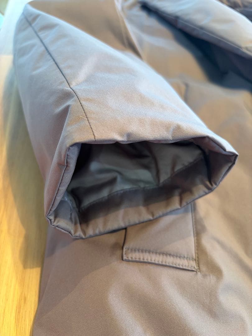 【美品：タグ付き】ユナイテッドアローズ　ダウンチェスターコート