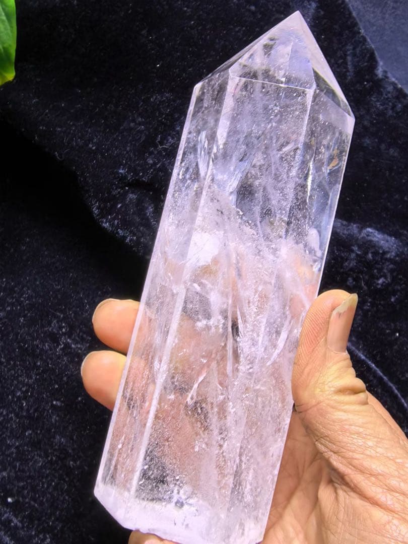 天然石 147mm虹付き水晶のポイント　置物 YY862