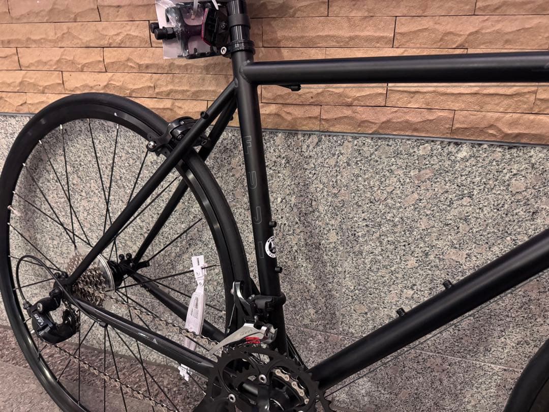 新車　FUJI BALLADΩ 2022年モデル ロードバイク