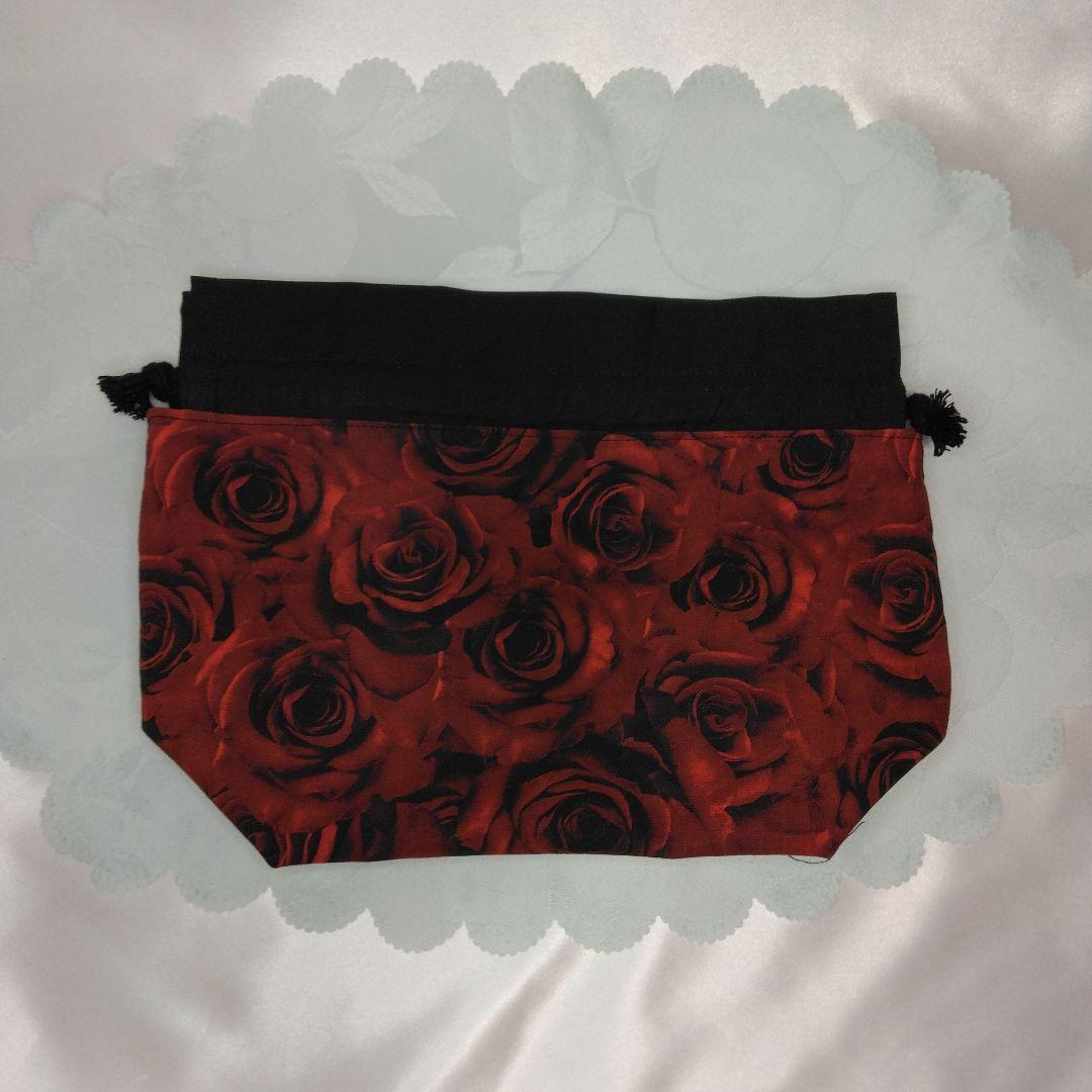 赤いばら柄 ハンドメイドサイドポケット付きトートバッグ 　ポーチ　薔薇柄　4点