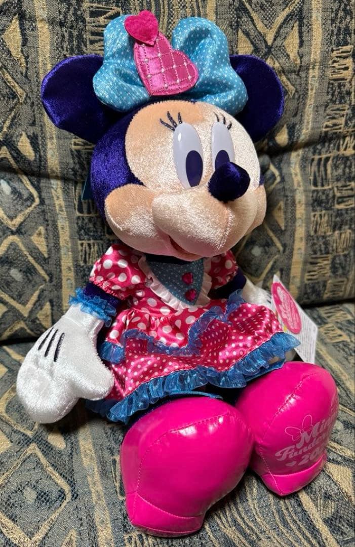 ディズニー　パルパルーザ　ミニーのファンダーランド　ミニーぬいぐるみ