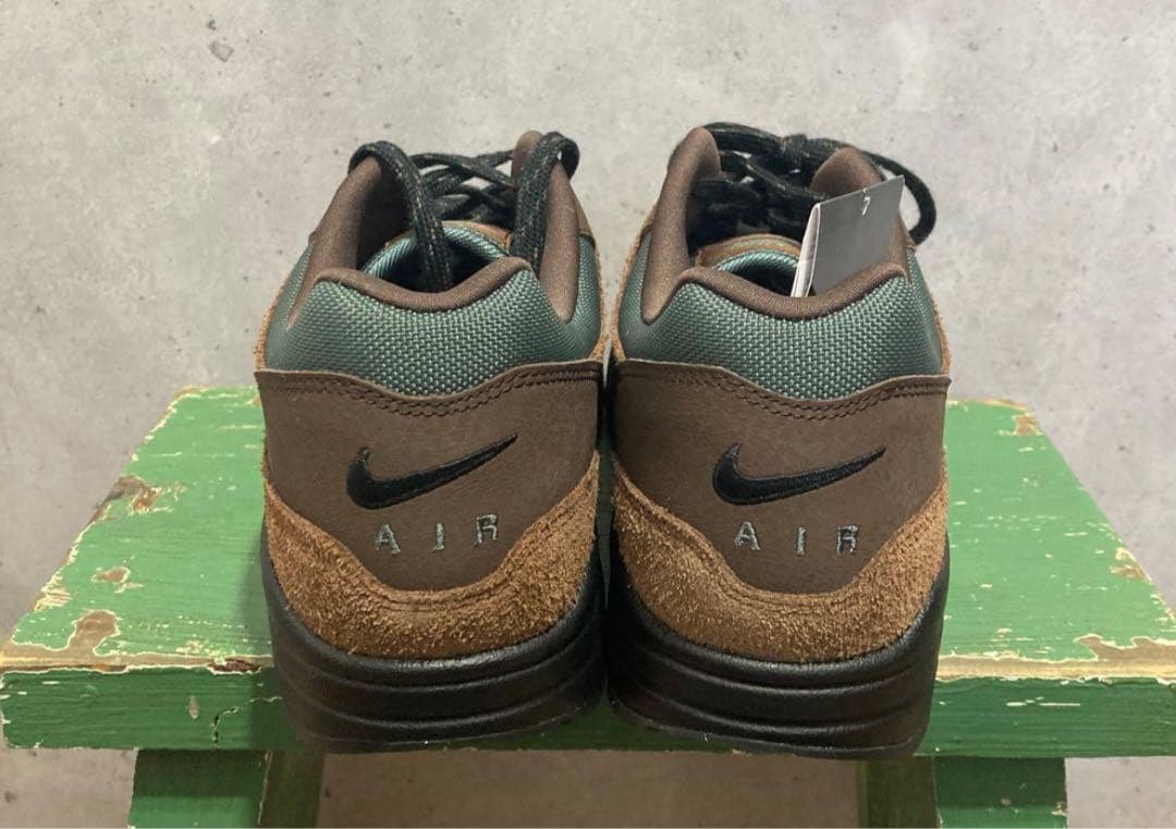 新品未使用　NIKE AIR MAX 1 ビーブロ　28cm