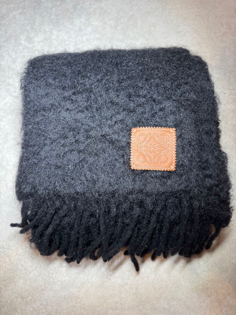 【送料無料】 LOEWEロエベ モヘヤ&ウール マフラー 黒