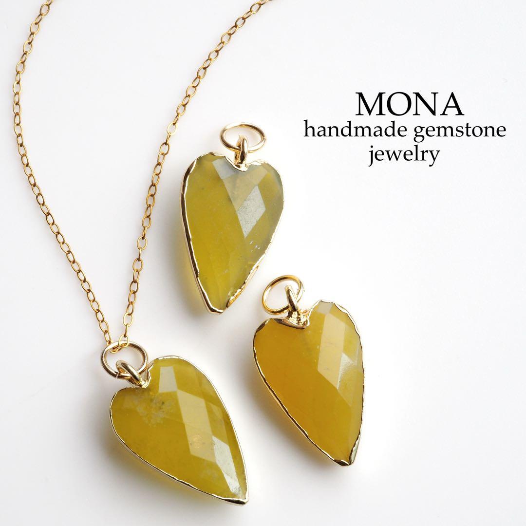 【Noel】宝石質カーネリアンのバタフライピアス