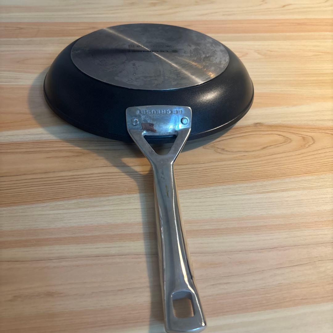 ルクルーゼ　28センチ　フライパン ステンレスハンドル 一度のみ使用