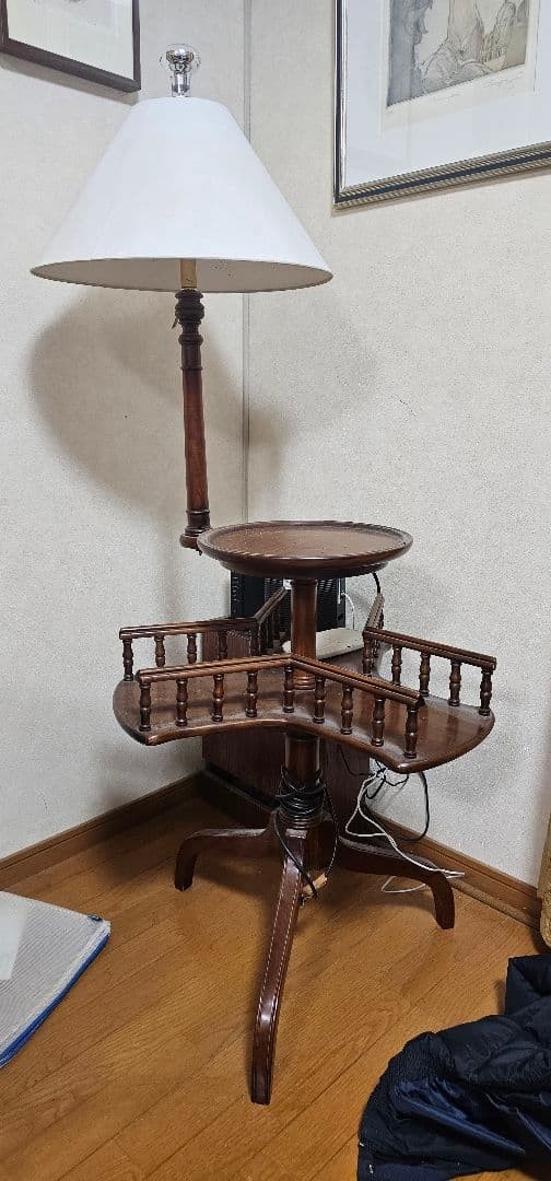 アンティーク　フロアライト　バロッサバレンティ　Valenti