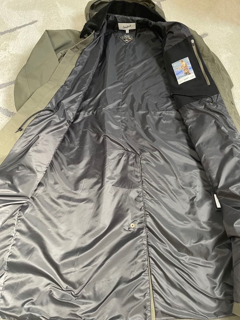 ウールリッチGORE-TEX フード付きロングコート オリーブ