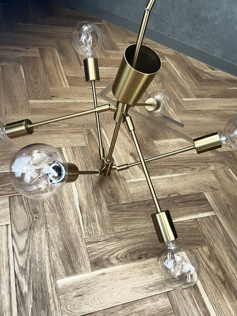 インターフォルム　Gradiska ゴールド