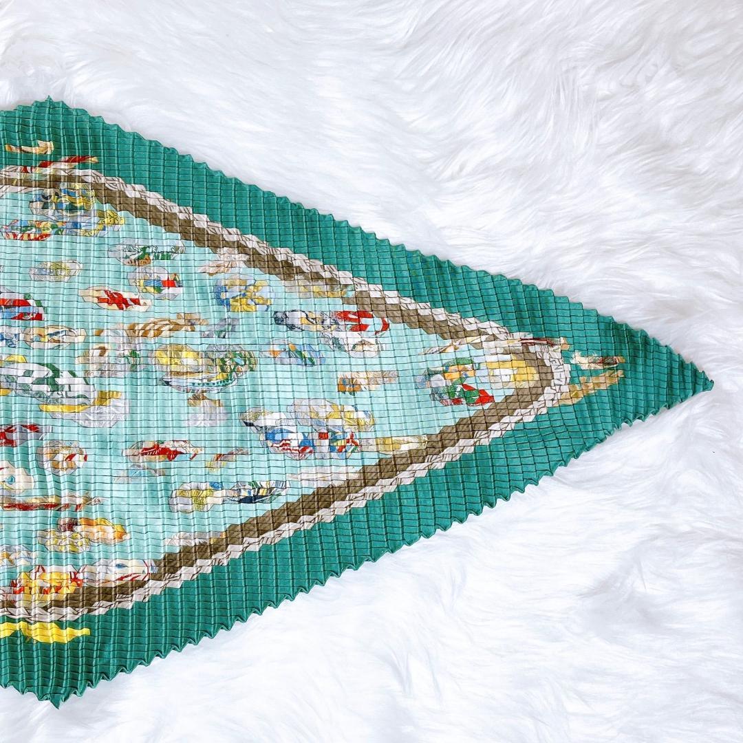 HERMES　エルメス プリーツ カレ90 エルメスの雛たち シ ルク スカーフ