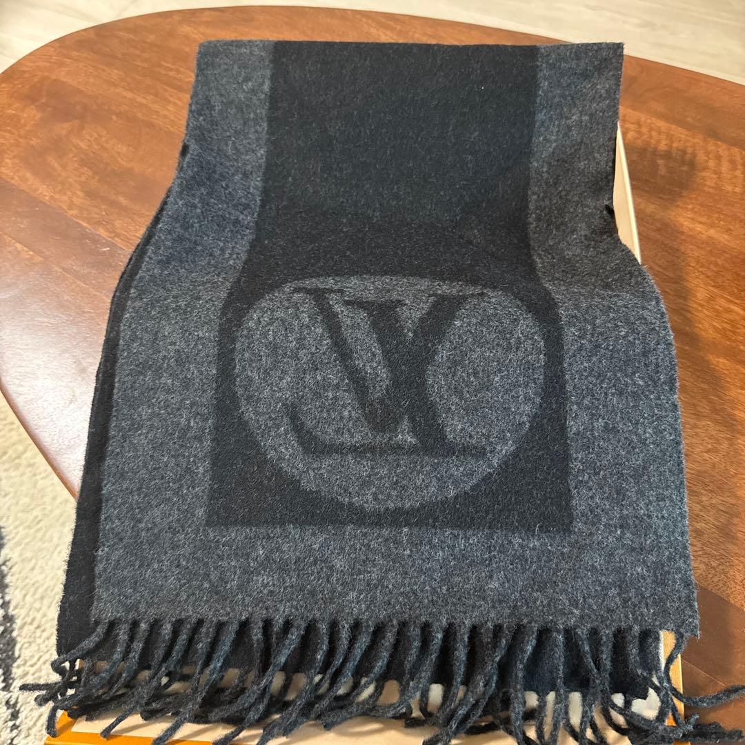 LOUIS VUITTON モノグラム マフラー グレー