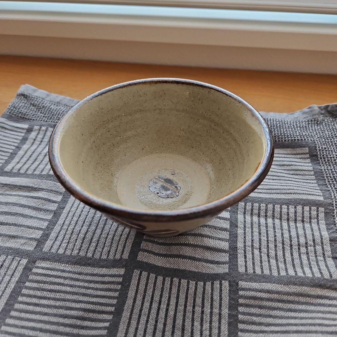 イヨッキュ※【新品未使用】やちむん 工房十鶴 沖縄 コーヒー豆柄　お茶碗