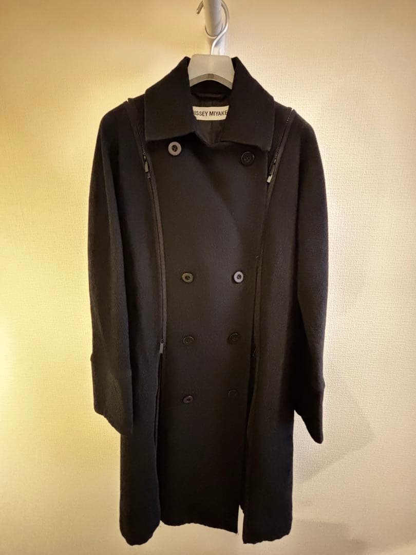 イッセイミヤケ　ロングコート