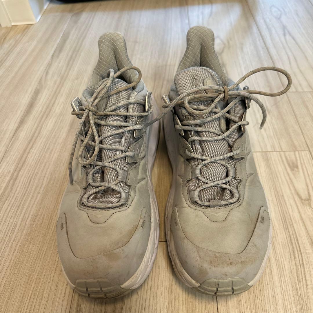 HOKA KAHA2 グレー ハイキングシューズ
