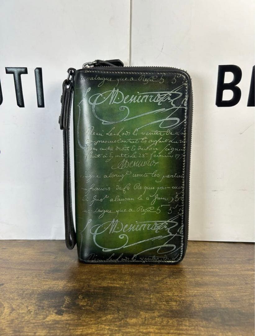 希少 34.2万 Berluti タリ マキシウォレット　クラッチバッグ　長財布