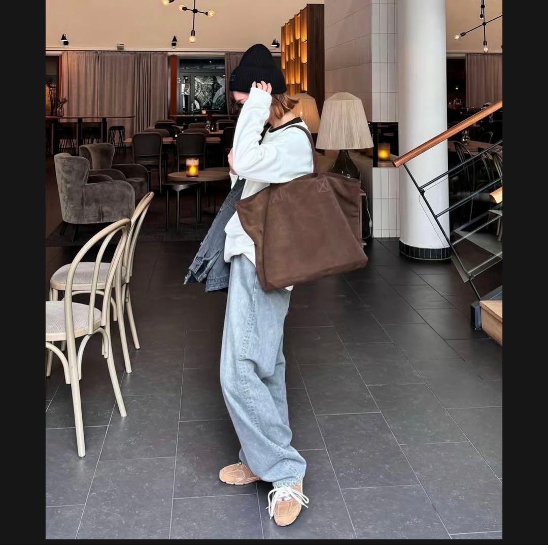 スエードトートバッグ