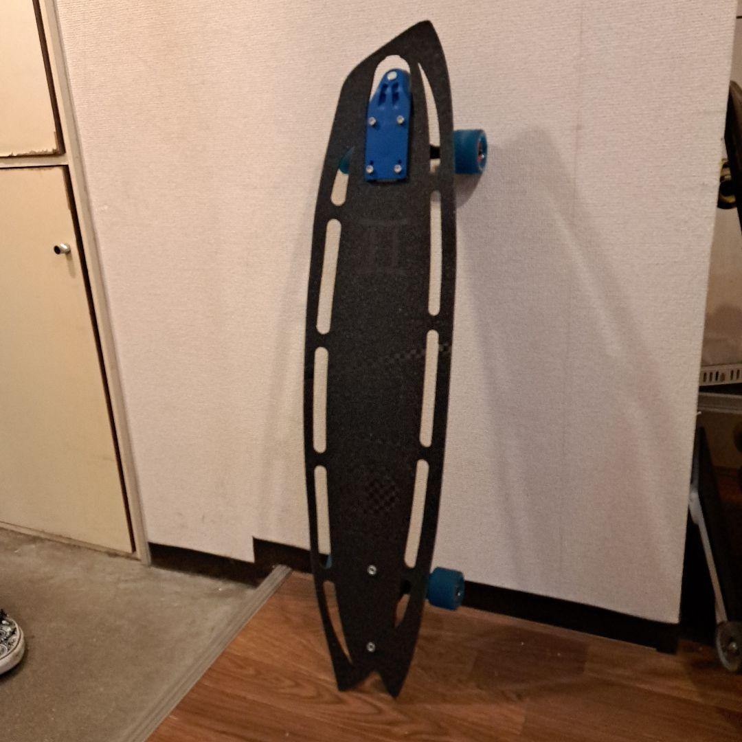 ウォーターボーン　カーボンスケートボード