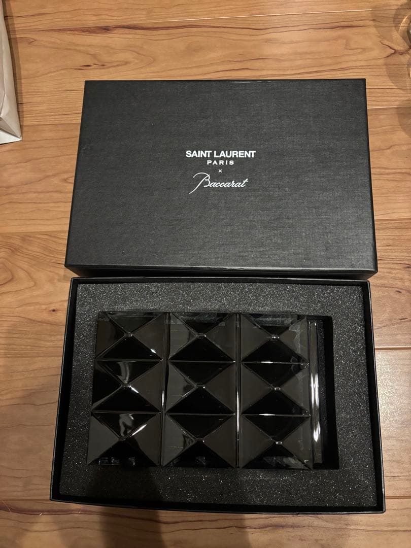 サンローラン　バカラ ルクソール ベース　ブラッククリスタル　花瓶