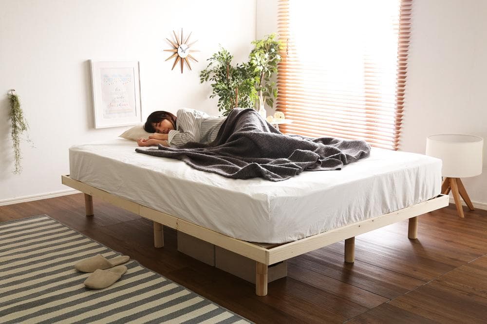 【ダブル】 北欧パインフレームの高さ調節可能なベッド <フレームのみ>