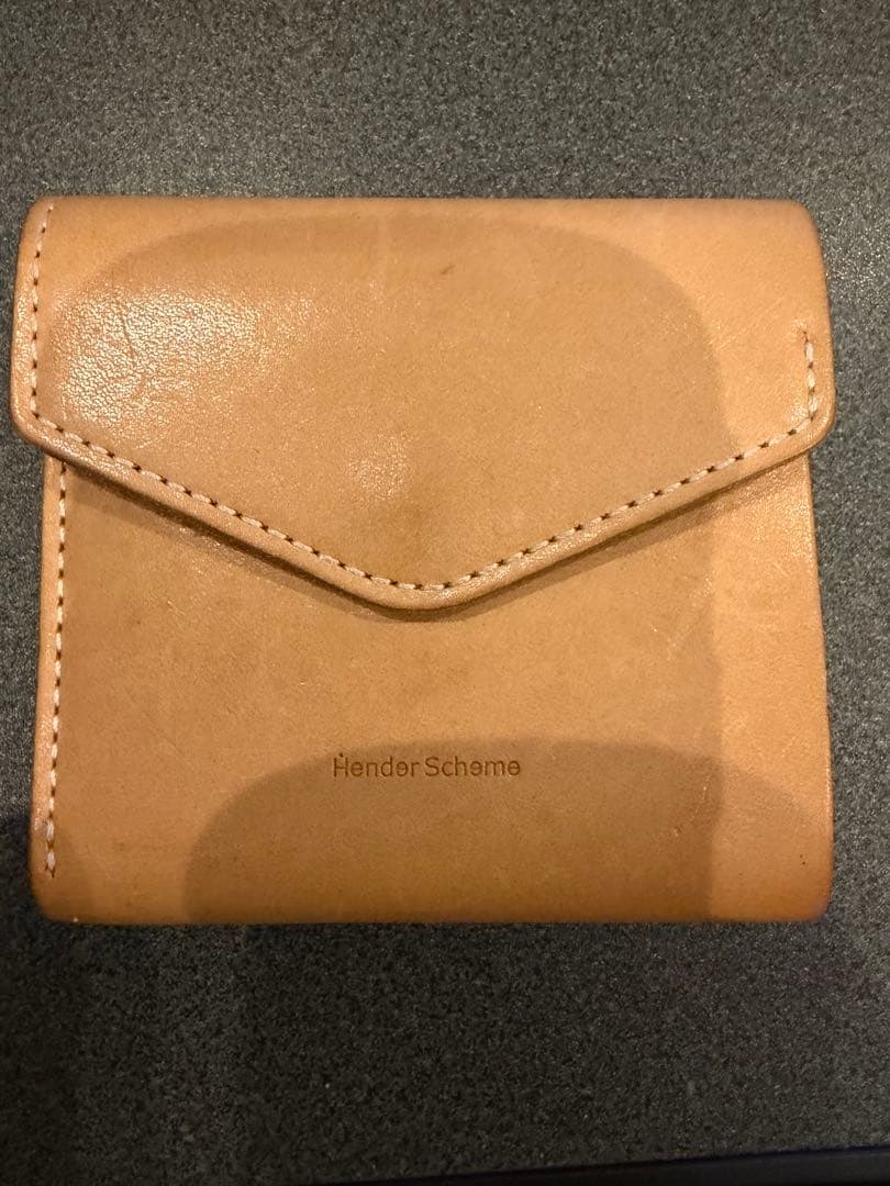 エンダースキーマ　本革　財布　ナチュラル　ベージュ　折り財布