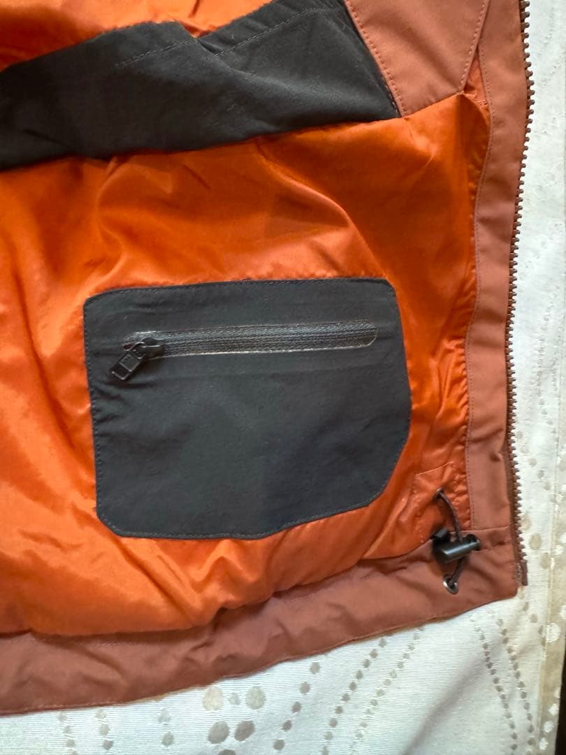 Burton ［ak ］GORE-TEX バートン　ジャケット　ゴアテックス