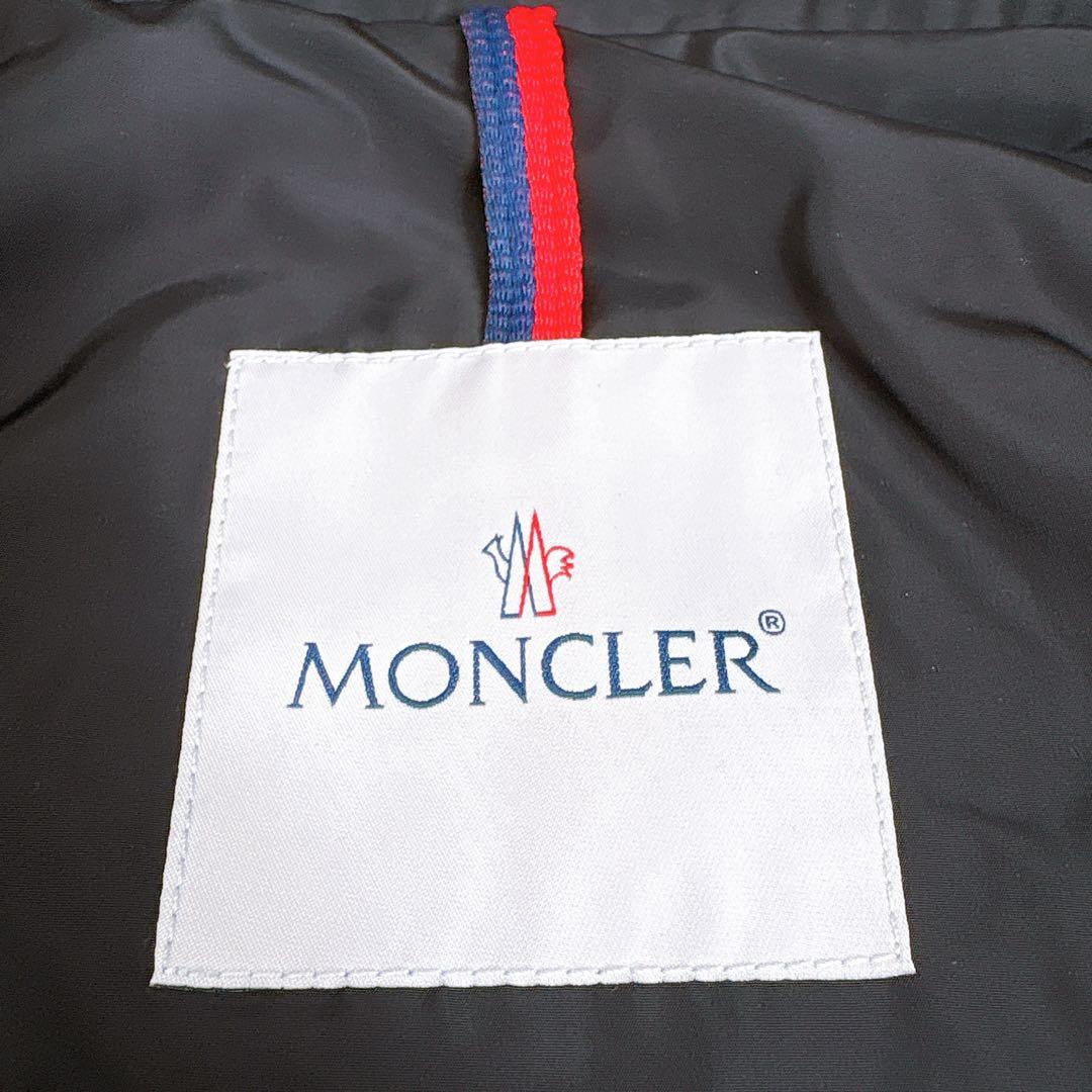 美品✨美ライン　モンクレール　マラカイト　ナイロンロングコート　フード付