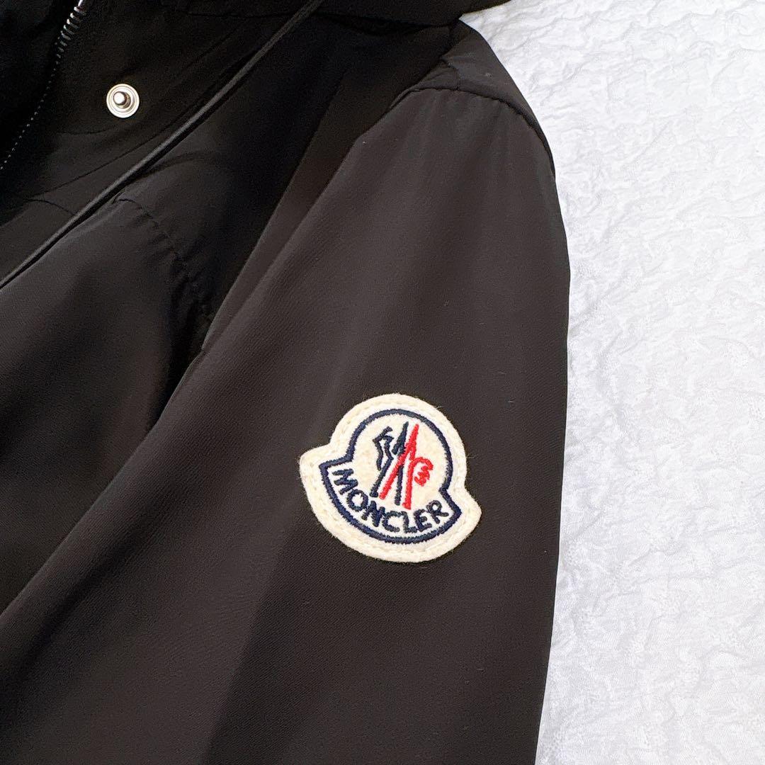 美品✨美ライン　モンクレール　マラカイト　ナイロンロングコート　フード付