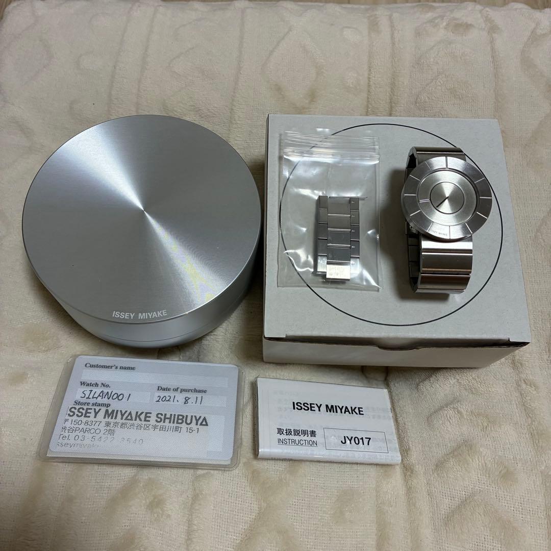佐々木　ISSEY MIYAKE WATCH TOシリーズ　by吉岡徳仁
