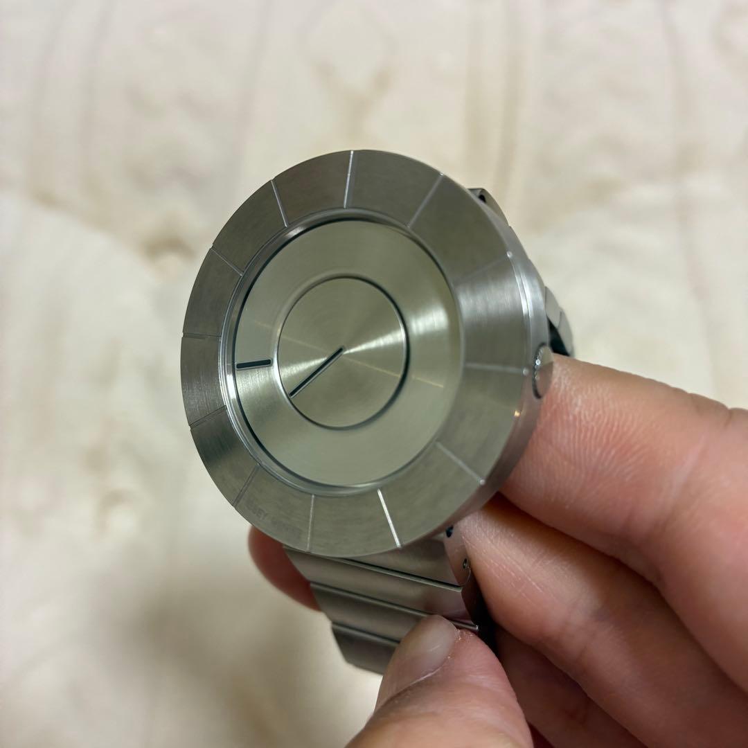 佐々木　ISSEY MIYAKE WATCH TOシリーズ　by吉岡徳仁