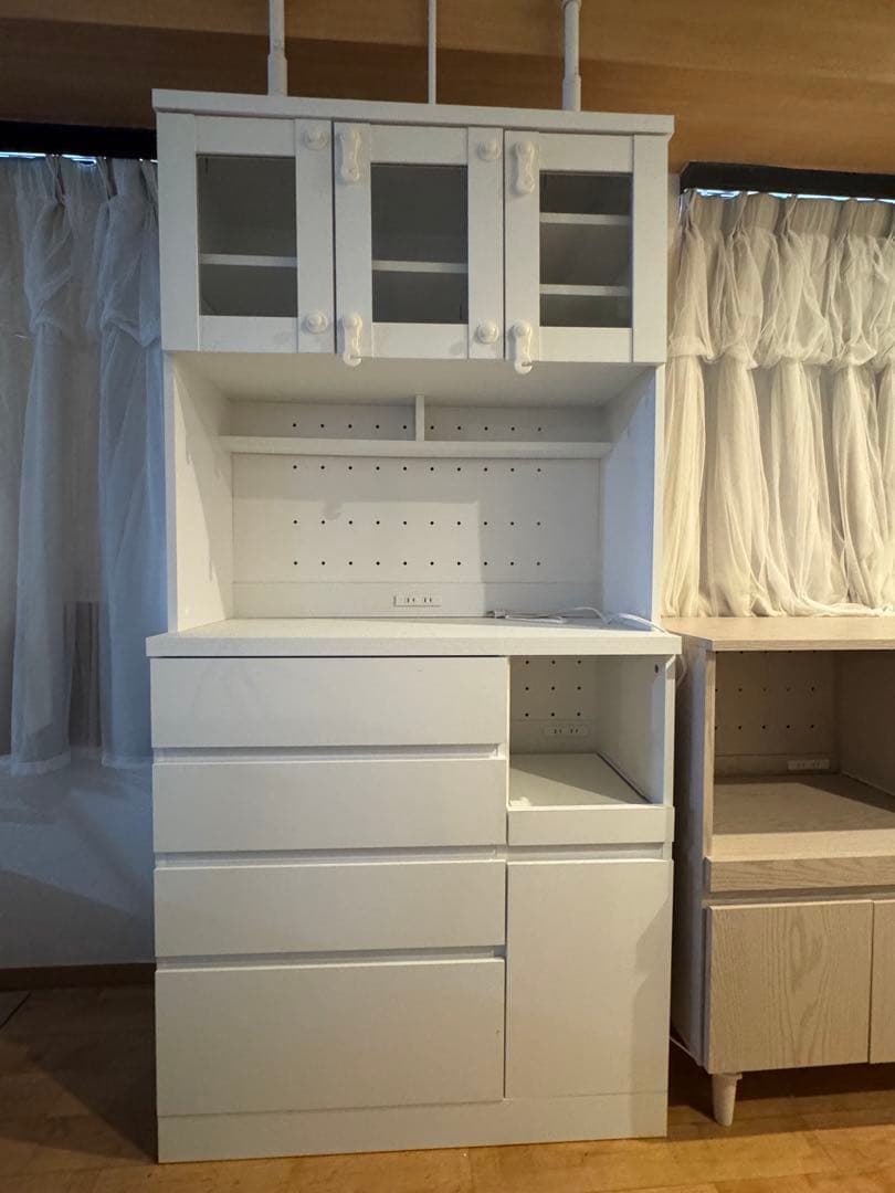 2/20まで✨ LOWYA 食器棚 ほぼ新品