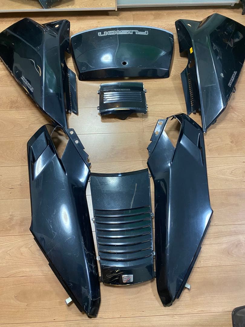 希少　ホンダ　フュージョン　2型　純正カウル一式　 コスモブラックメタリック