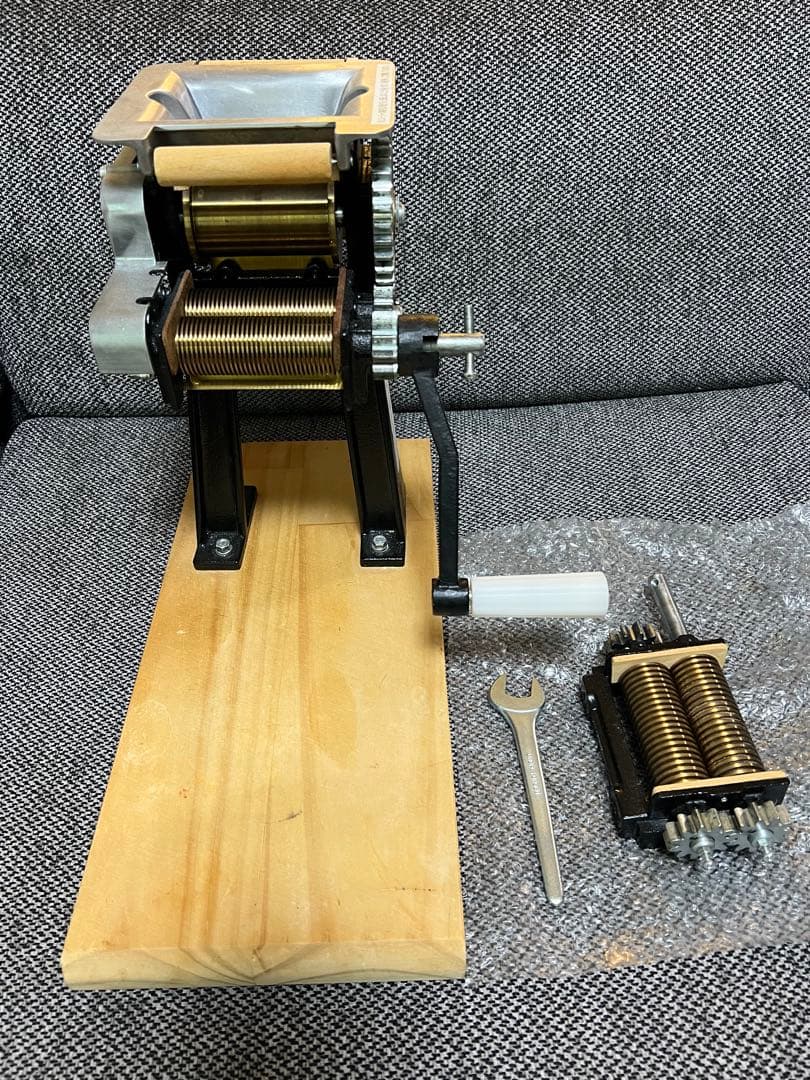 コジマ製 鋳物製麺機 1型 本体　1.4㎜　2㎜　小野式製麺機タイプ