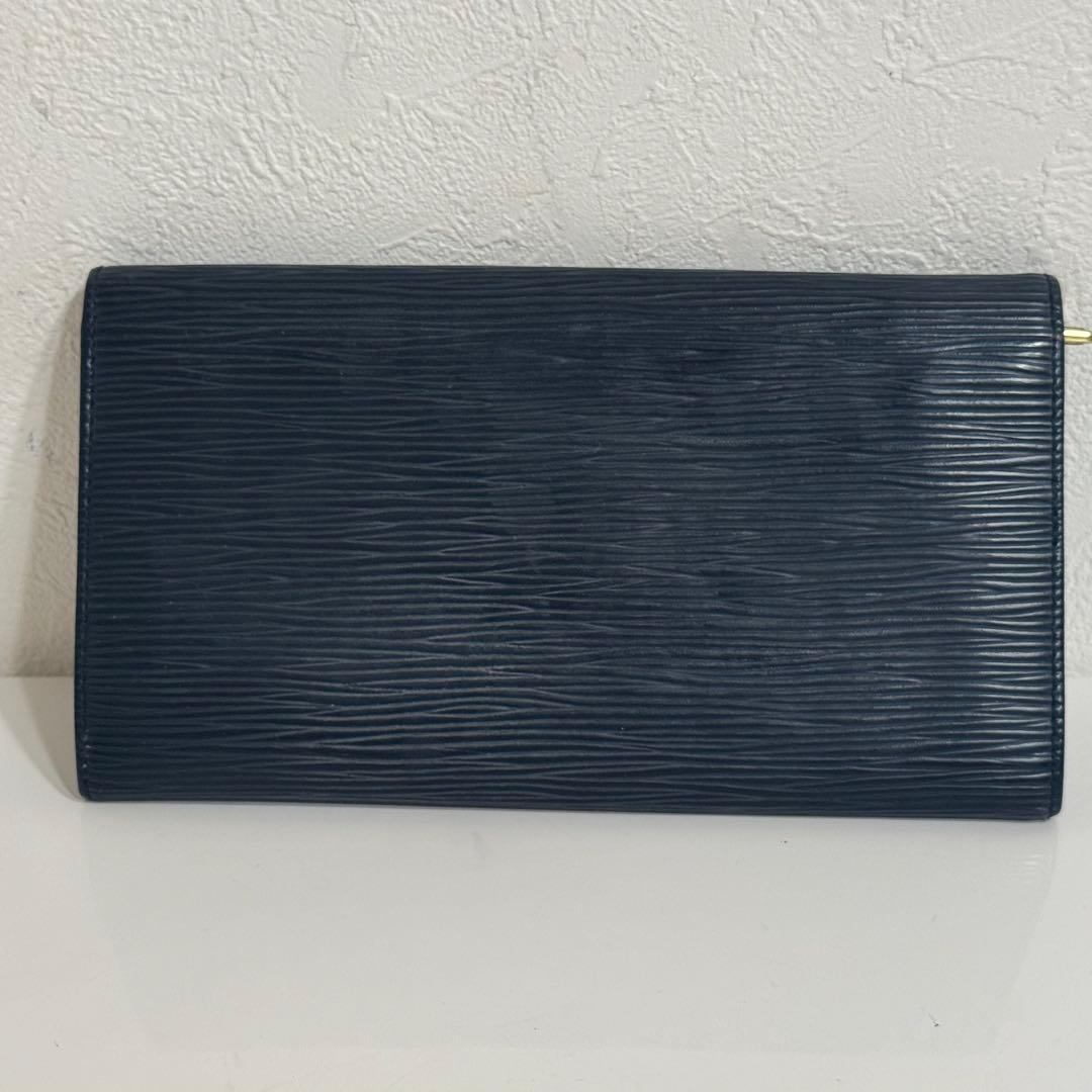 Louis Vuitton ルイヴィトン エピ サラ ノワール 長財布 ブラック