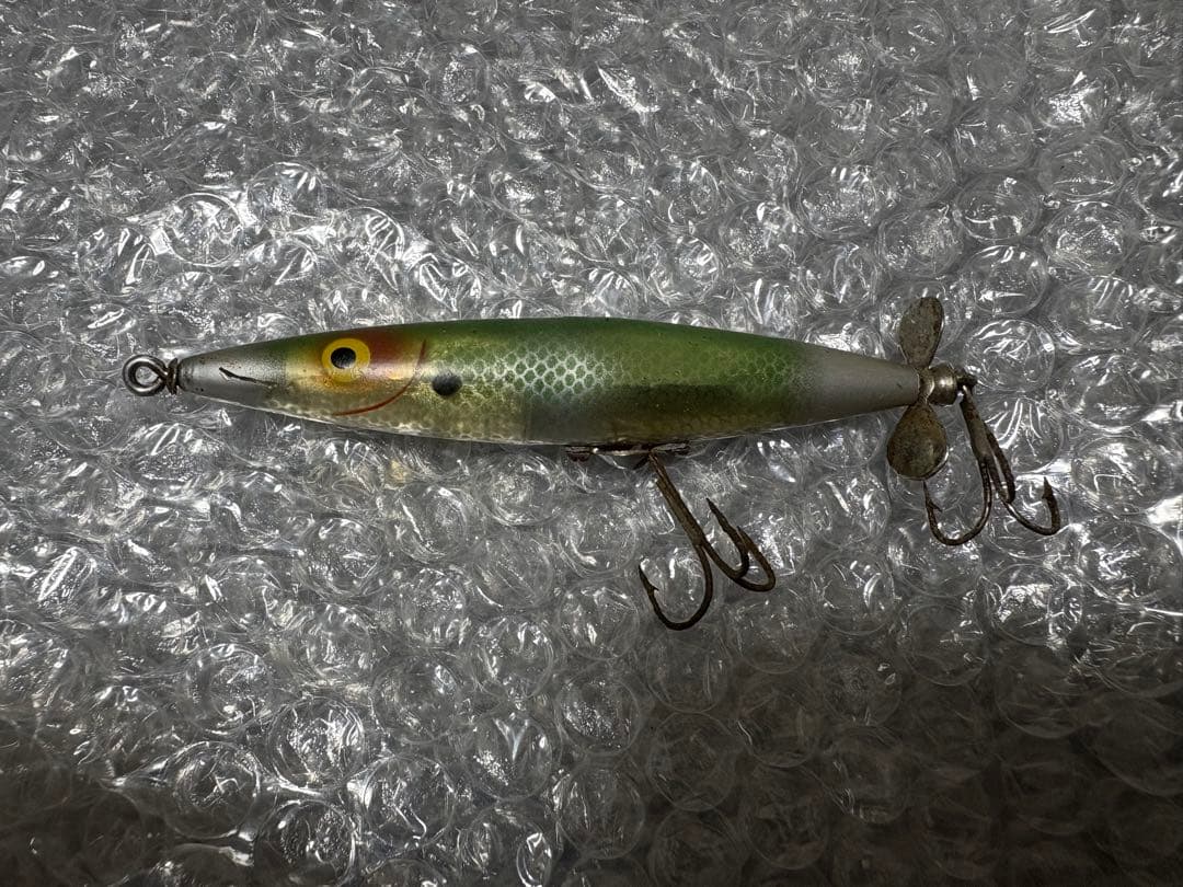 オールドヘドン　ダイイングクイーバー　初期モデル　丸ペラ　イエローアイ　ルアー