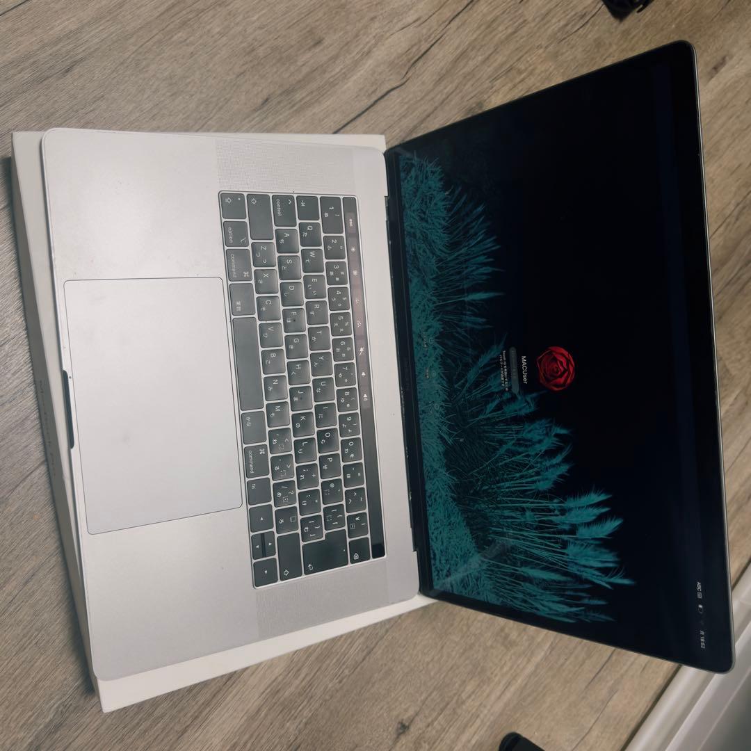 MacBook Pro15インチ2019付属品なし