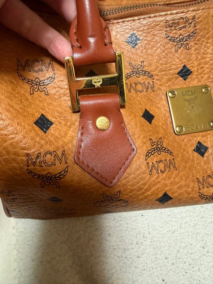 MCM ブラウンレザーボストンバッグ 5091B