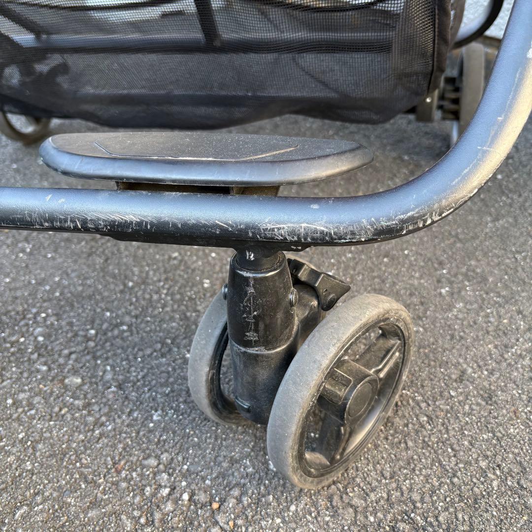 【Iris~定期断捨離 】ココロンツイン ベビーカー 2人乗り 赤