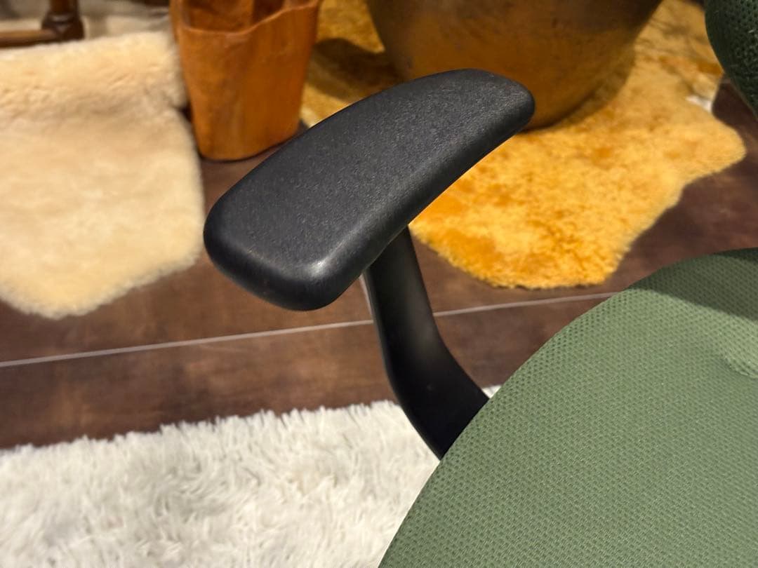 ①KOKUYO コクヨ　デスクチェア　オフィスチェア　イングチェア　H