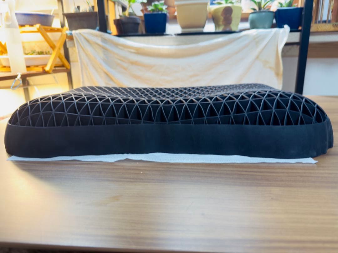 【美品★即日発送】ヒツジのいらない枕　プレミアム　枕カバー2種付　3点セット