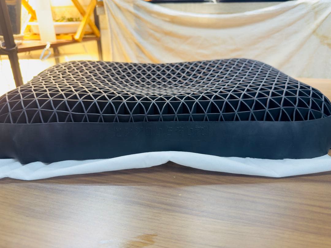 【美品★即日発送】ヒツジのいらない枕　プレミアム　枕カバー2種付　3点セット