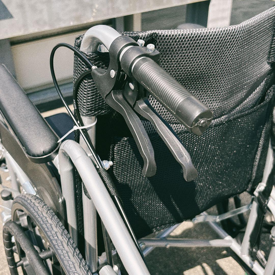 値下げ決行！（美品）UDKAEYT　リクライニング　自走式　車椅子　折り畳み式