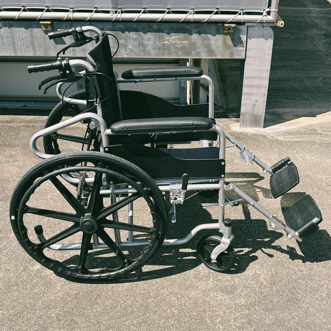 値下げ決行！（美品）UDKAEYT　リクライニング　自走式　車椅子　折り畳み式