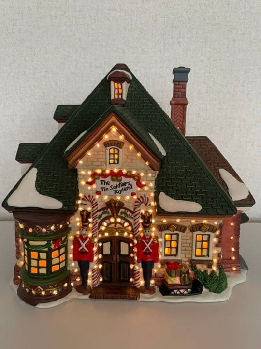 ミニチュア　ドールハウス　ライト　　　　　「おもちゃの国」