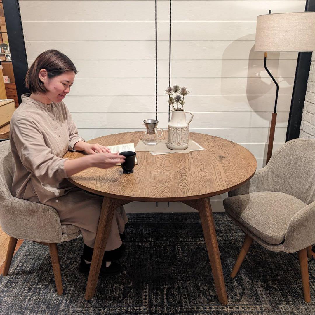 ADDAY(アディ)　ラウンドダイニングテーブル Φ1100