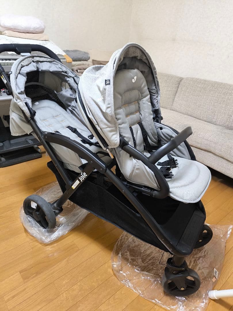 【美品／半年使用】Joie(ジョイー) 二人乗りベビーカー エヴァライトデュオ
