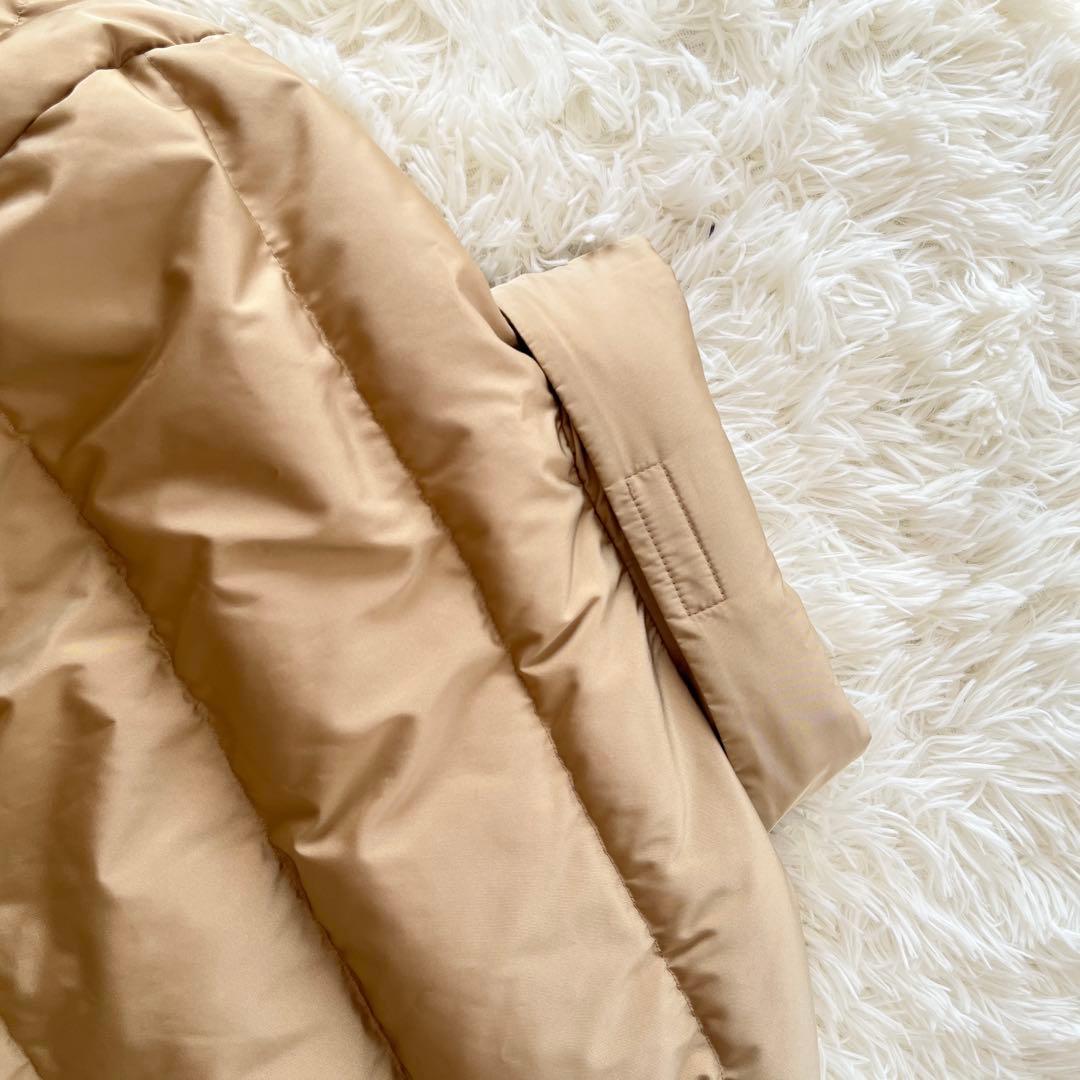 イタリア生地　バーバリー　ダウンジャケット　ノバチェック　フード　ベージュ